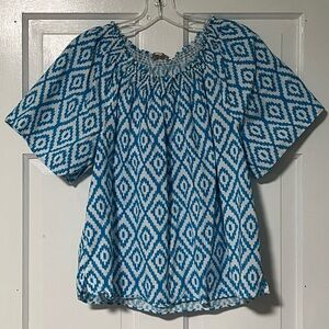 LOFT Blue and White Diamond Pattern smocked neck short flutter sleeve Blouse